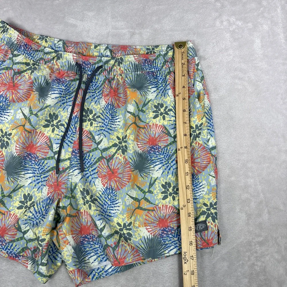 Aftco Fishing Cargo Shorts Mens Floral Size X-Large 5